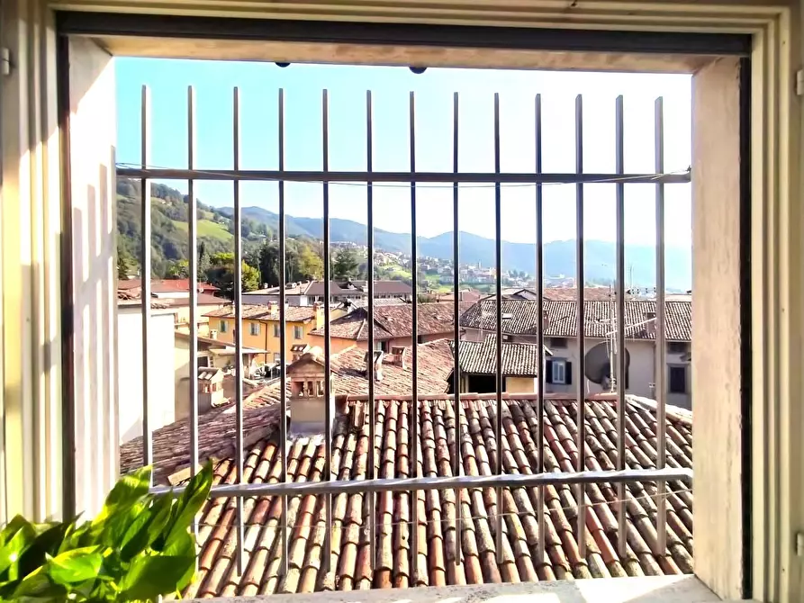 Immagine 33 di Appartamento in vendita  a Gandino