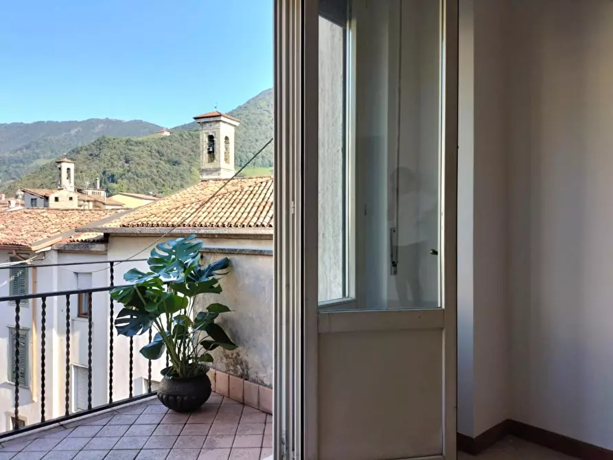 Immagine 27 di Appartamento in vendita  a Gandino