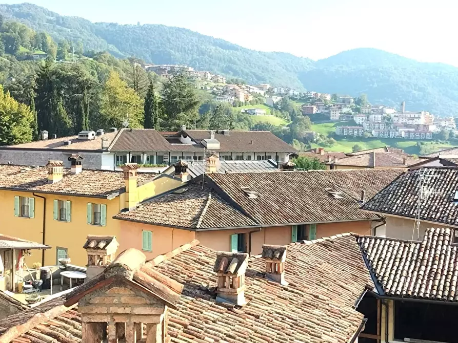 Immagine 3 di Appartamento in vendita  a Gandino