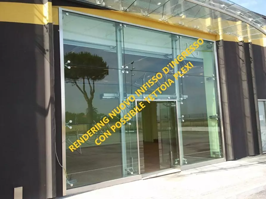 Immagine 10 di Locale commerciale in affitto  a Pontedera