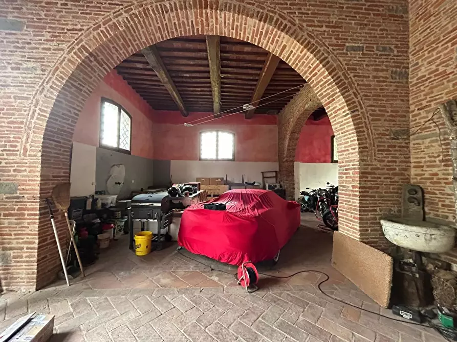 Immagine 34 di Casa colonica in vendita  a Castelfranco Di Sotto