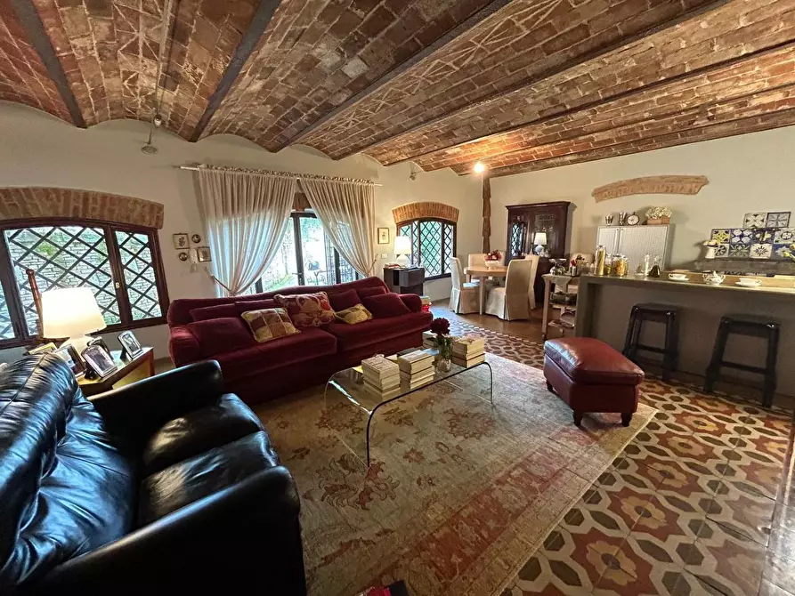 Immagine 25 di Casa colonica in vendita  a Castelfranco Di Sotto