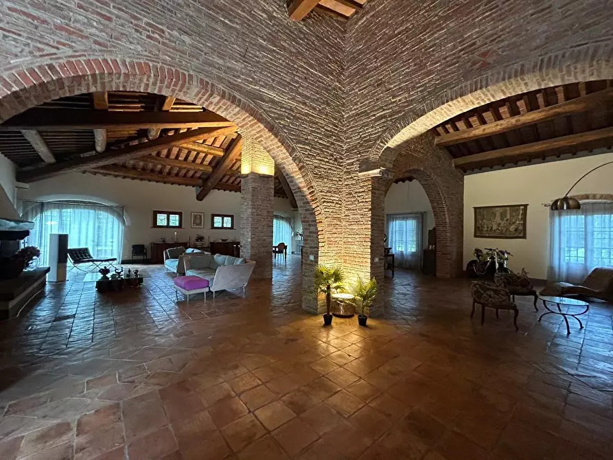 Immagine 1 di Casa colonica in vendita  a Castelfranco Di Sotto