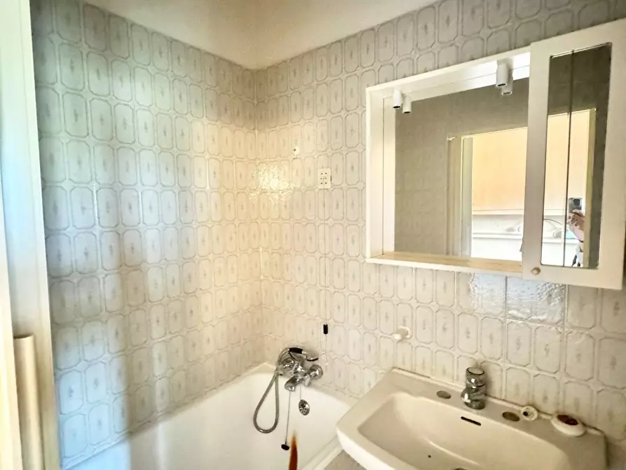 Immagine 17 di Villa in vendita  a San Giuliano Terme