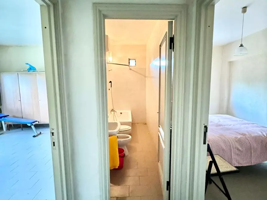 Immagine 4 di Villa in vendita  a San Giuliano Terme