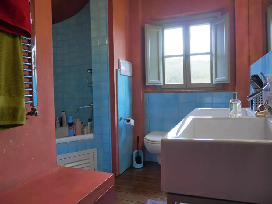 Immagine 4 di Villa in vendita  a Cerreto Guidi