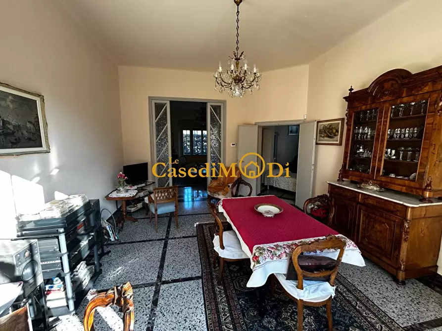 Immagine 17 di Villa in vendita  a Pisa