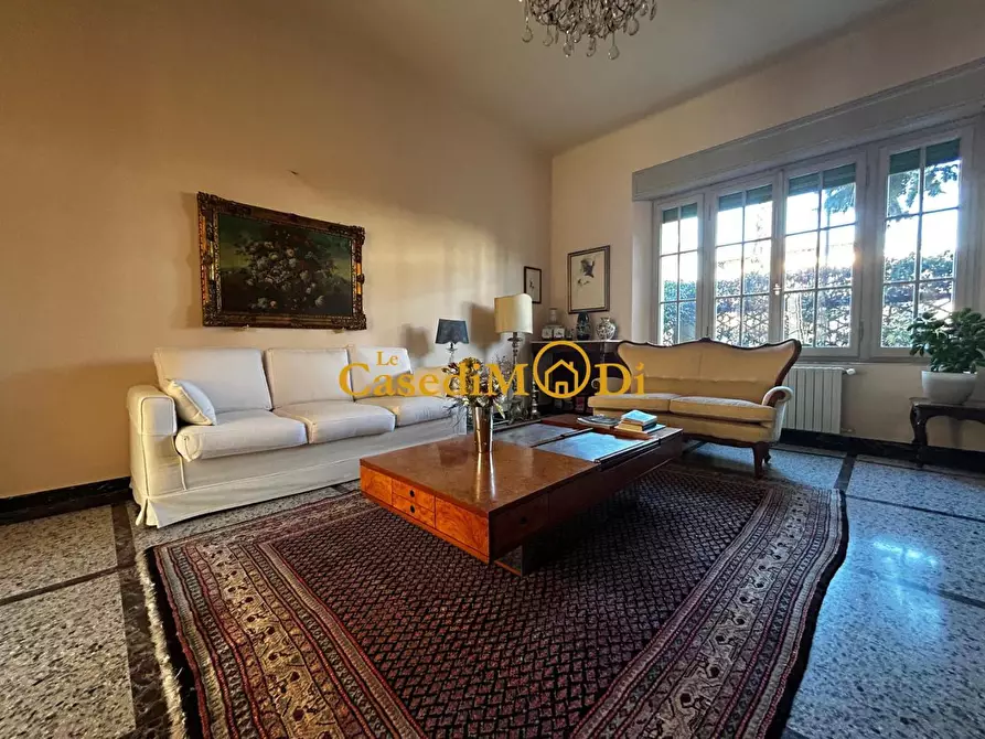 Immagine 1 di Villa in vendita  a Pisa