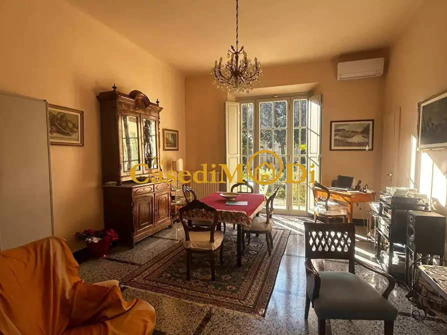 Immagine 9 di Villa in vendita  a Pisa
