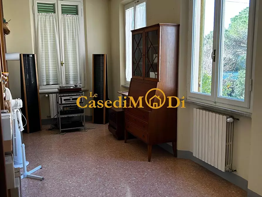 Immagine 43 di Villa in vendita  a Pisa