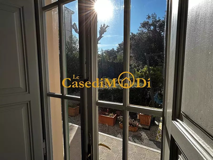 Immagine 20 di Villa in vendita  a Pisa