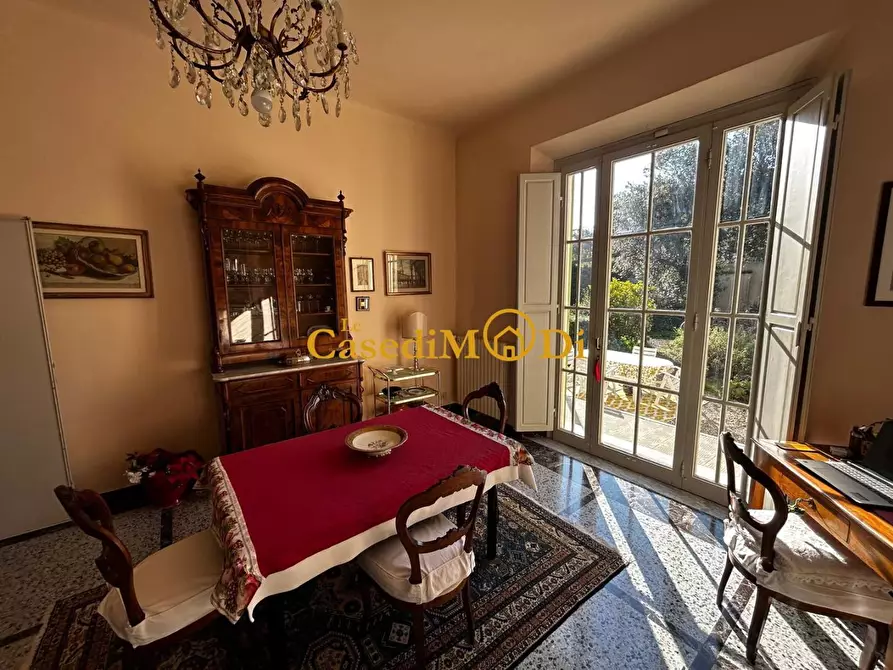 Immagine 15 di Villa in vendita  a Pisa