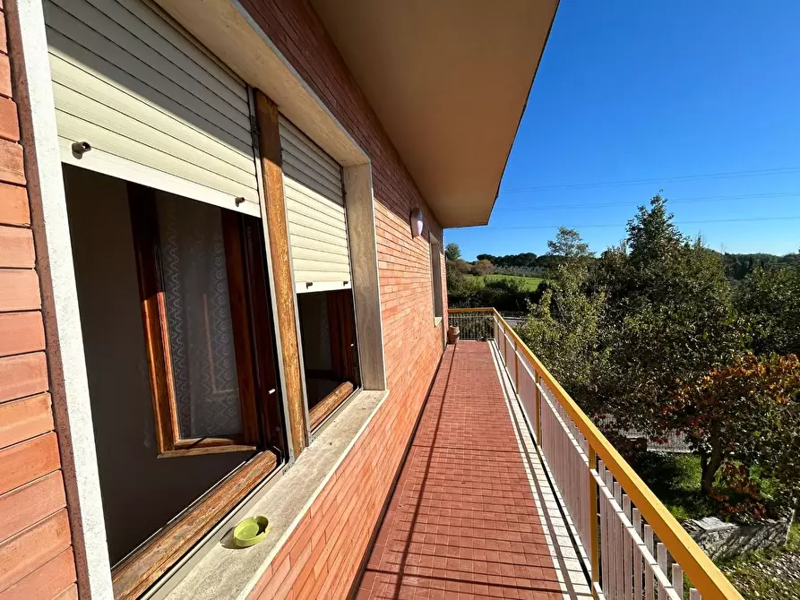 Immagine 5 di Appartamento in vendita  a Siena