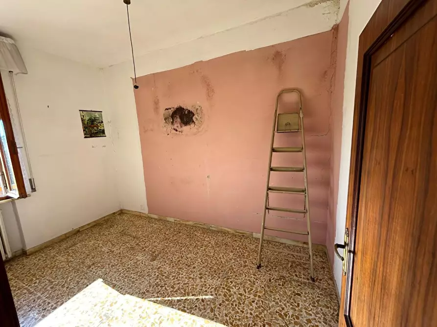 Immagine 14 di Appartamento in vendita  a Siena