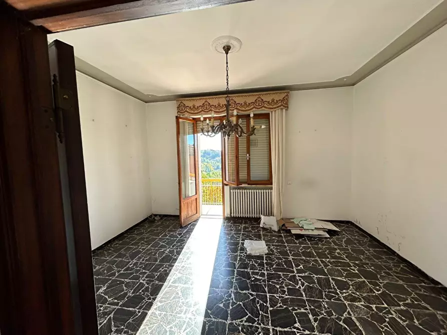 Immagine 2 di Appartamento in vendita  a Siena