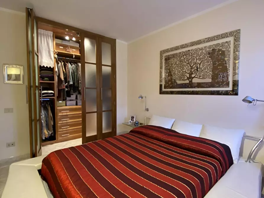 Immagine 13 di Appartamento in vendita  a Campiglia Marittima