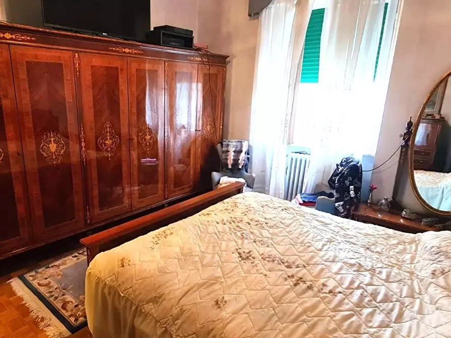 Immagine 18 di Appartamento in vendita  a Livorno