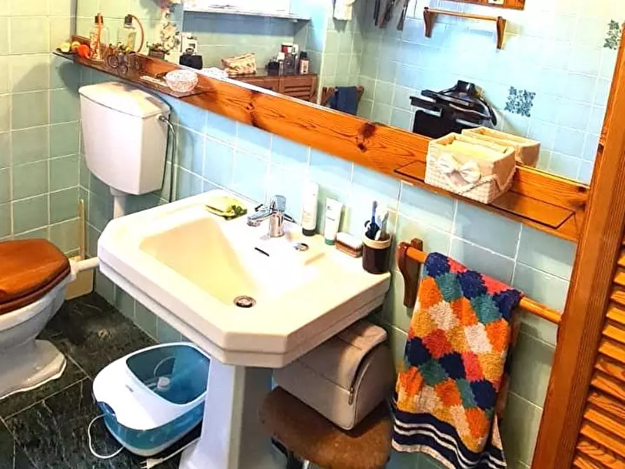 Immagine 21 di Appartamento in vendita  a Livorno