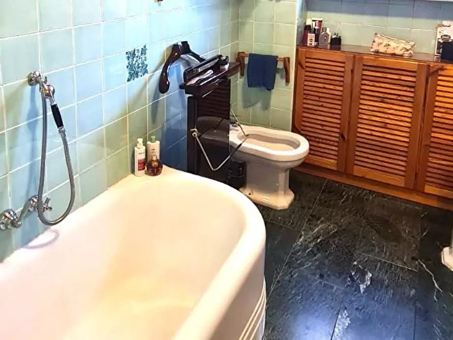 Immagine 20 di Appartamento in vendita  a Livorno