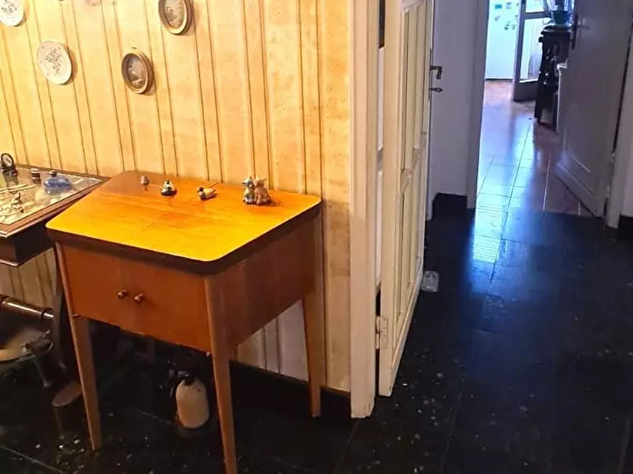 Immagine 25 di Appartamento in vendita  a Livorno