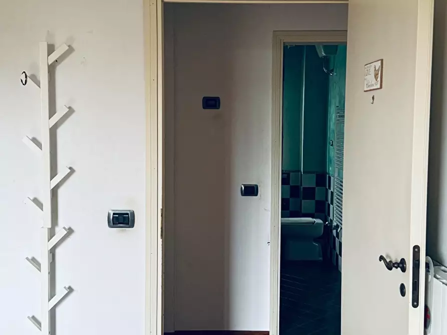 Immagine 5 di Appartamento in vendita  a Cascina