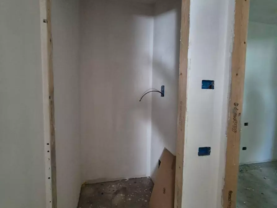 Immagine 16 di Appartamento in vendita  a Fucecchio