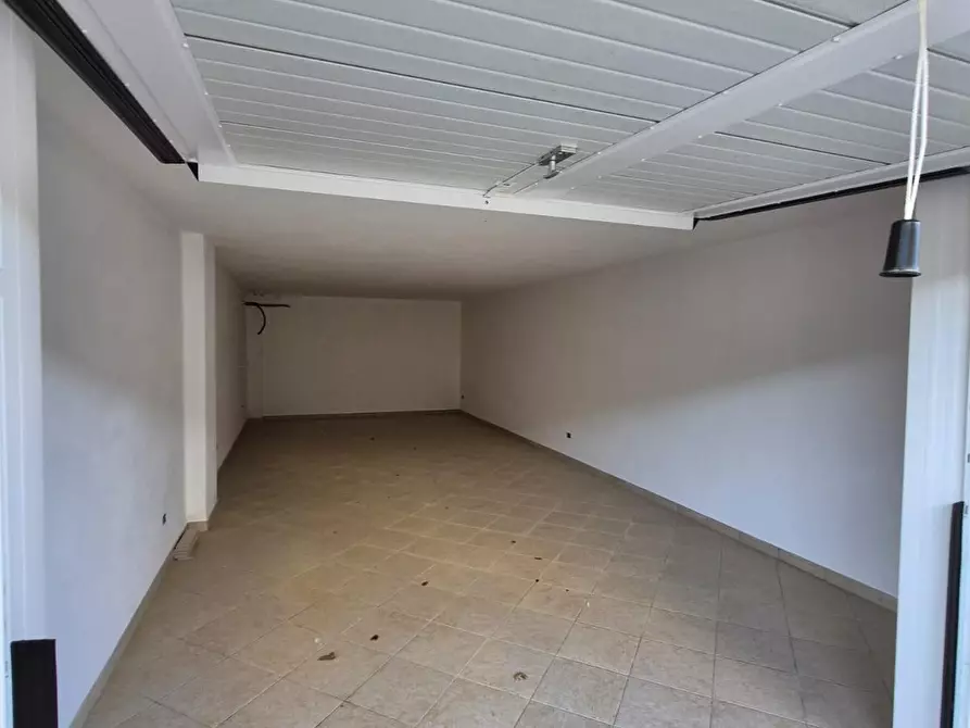 Immagine 17 di Appartamento in vendita  a Fucecchio