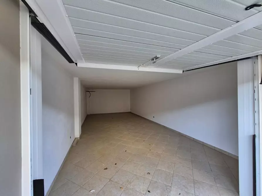 Immagine 18 di Appartamento in vendita  a Fucecchio