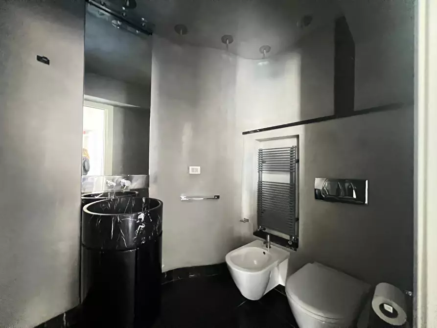 Immagine 21 di Appartamento in vendita  a Empoli