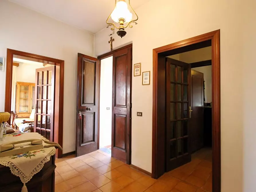 Immagine 9 di Villa in vendita  a Porcari