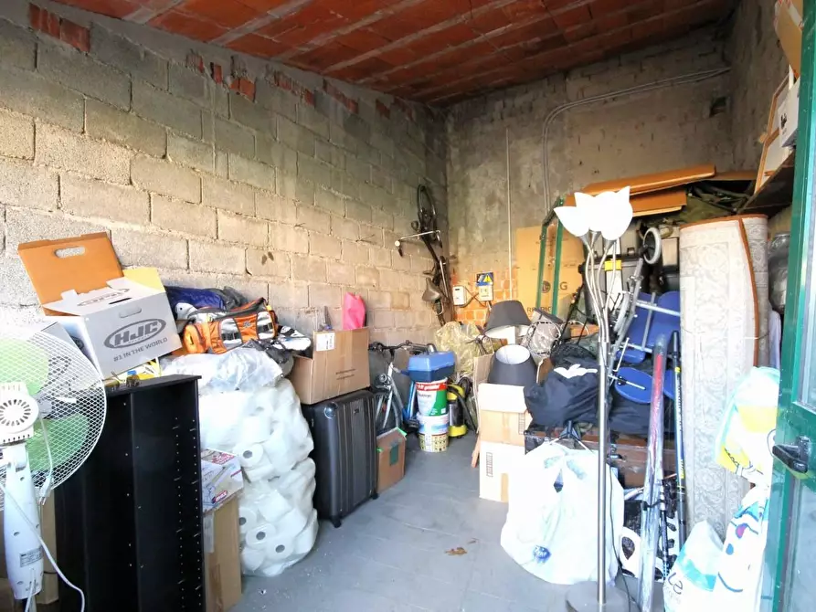 Immagine 30 di Villa in vendita  a Porcari