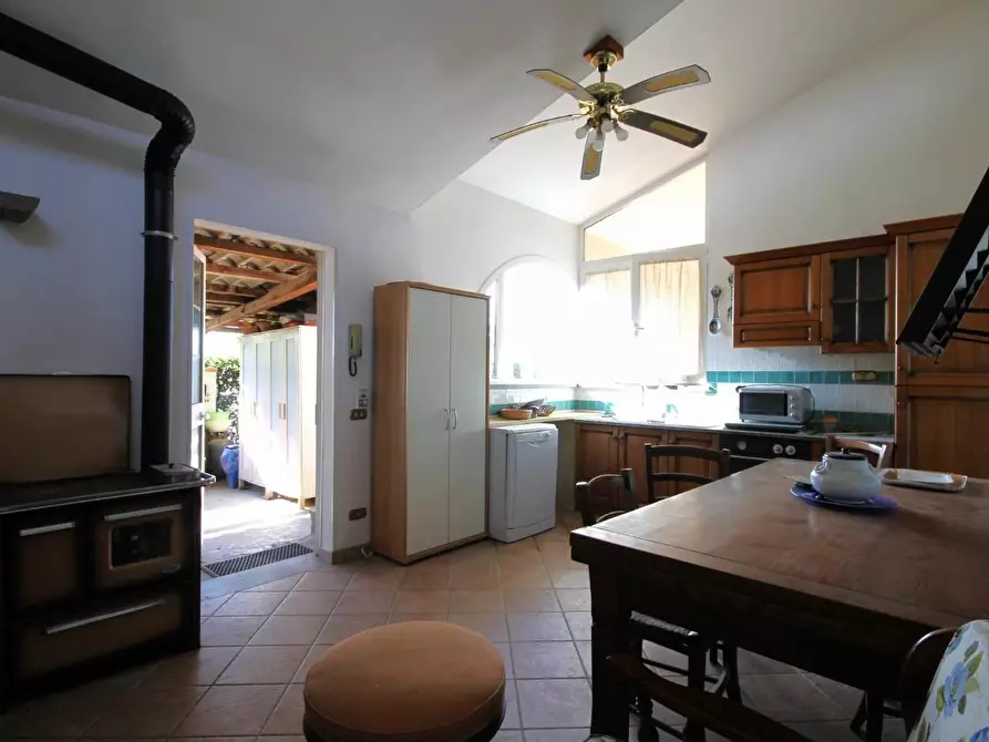 Immagine 28 di Villa in vendita  a Porcari