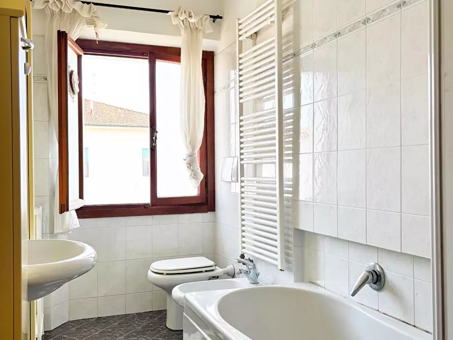 Immagine 13 di Appartamento in vendita  a Empoli