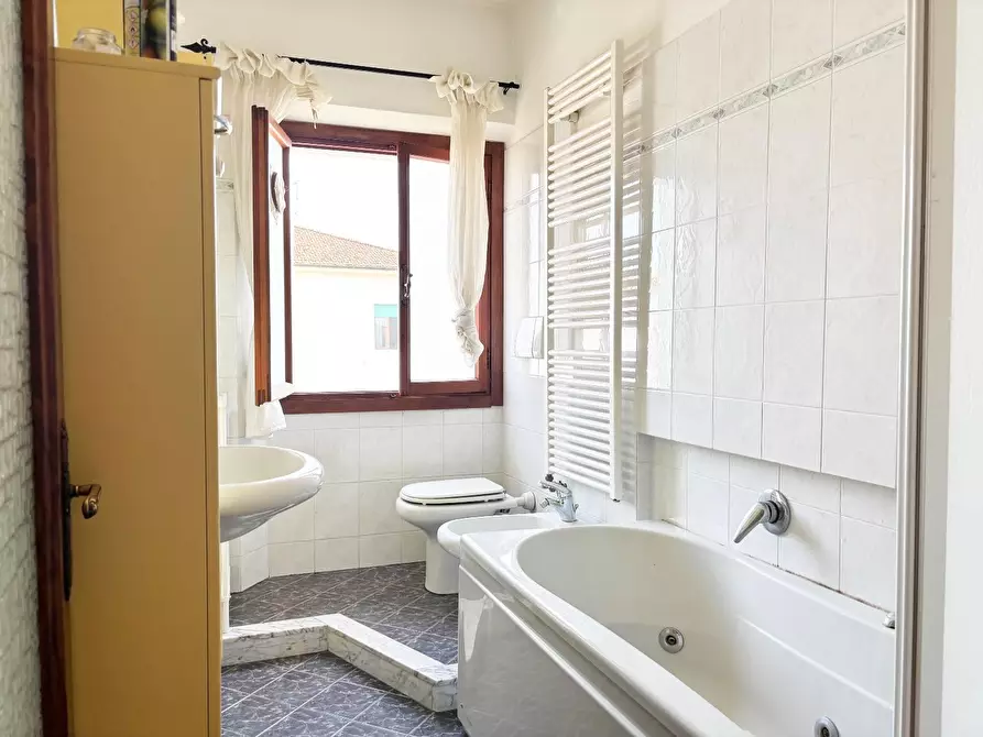 Immagine 12 di Appartamento in vendita  a Empoli