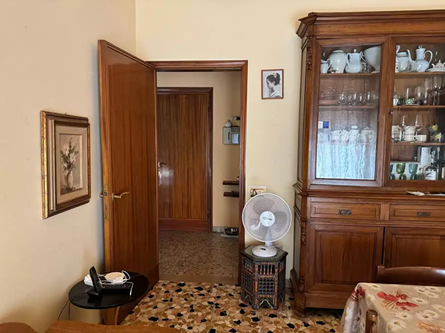 Immagine 15 di Villa in vendita  a Capraia E Limite