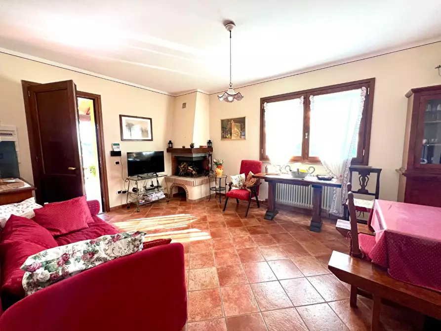 Immagine 15 di Casa indipendente in vendita  a Palaia