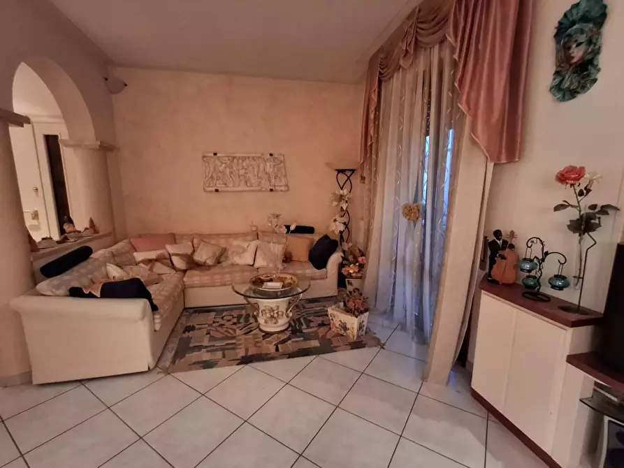 Immagine 7 di Appartamento in vendita  a Vinci