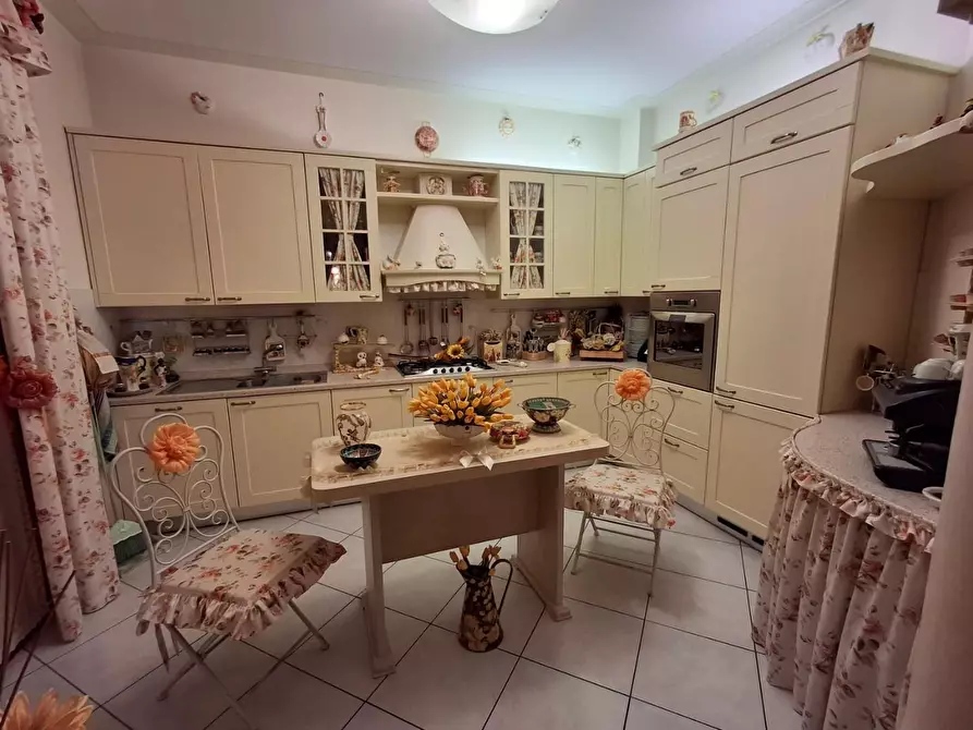 Immagine 4 di Appartamento in vendita  a Vinci