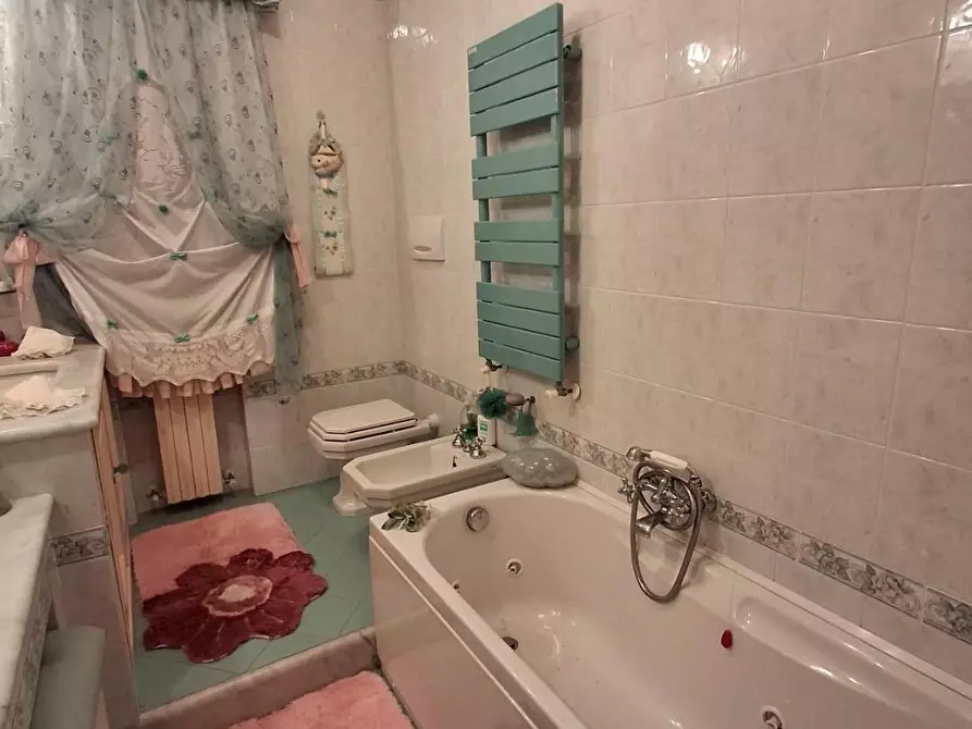 Immagine 26 di Appartamento in vendita  a Vinci