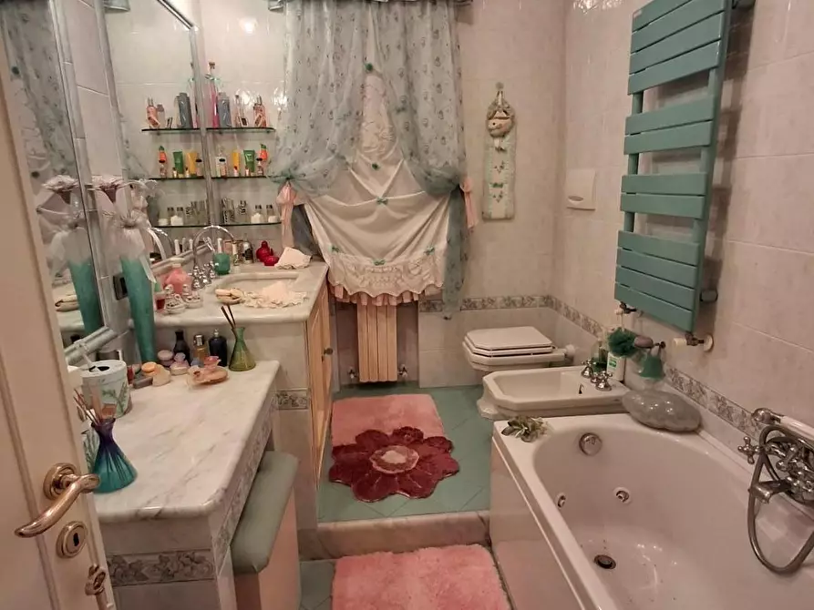 Immagine 25 di Appartamento in vendita  a Vinci