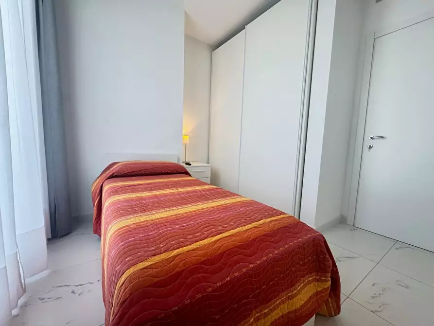 Immagine 12 di Casa bifamiliare in affitto  a Forte Dei Marmi