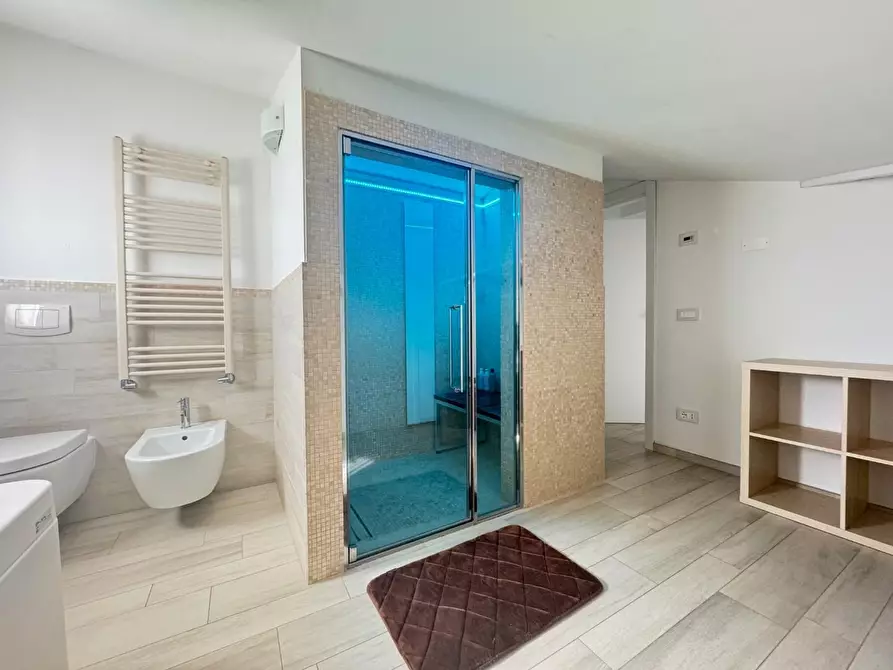 Immagine 16 di Casa bifamiliare in affitto  a Forte Dei Marmi