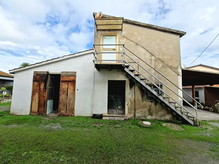 Immagine 17 di Villetta a schiera in vendita  a Crespina Lorenzana