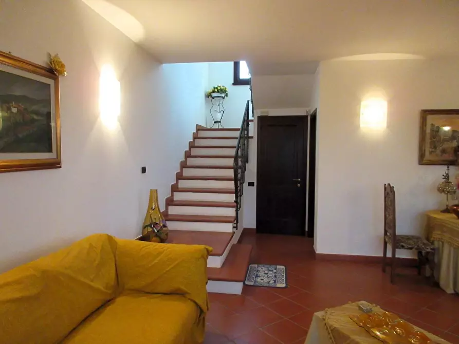 Immagine 5 di Villa in vendita  a Cerreto Guidi