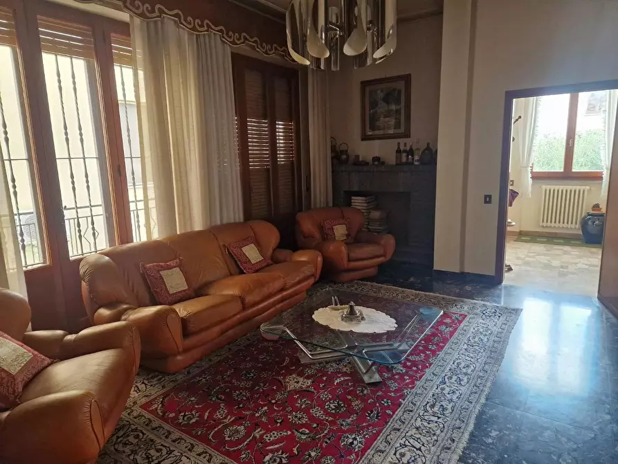 Immagine 7 di Villa in vendita  a Poggio A Caiano