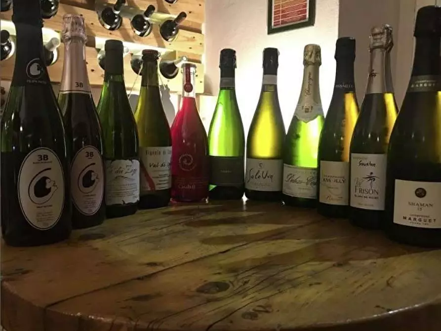 Immagine 8 di Attività commerciale in vendita  a Pisa