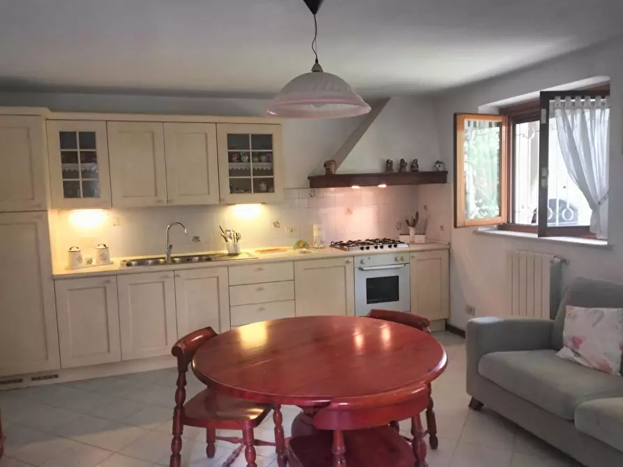 Immagine 63 di Villetta a schiera in vendita  a Livorno