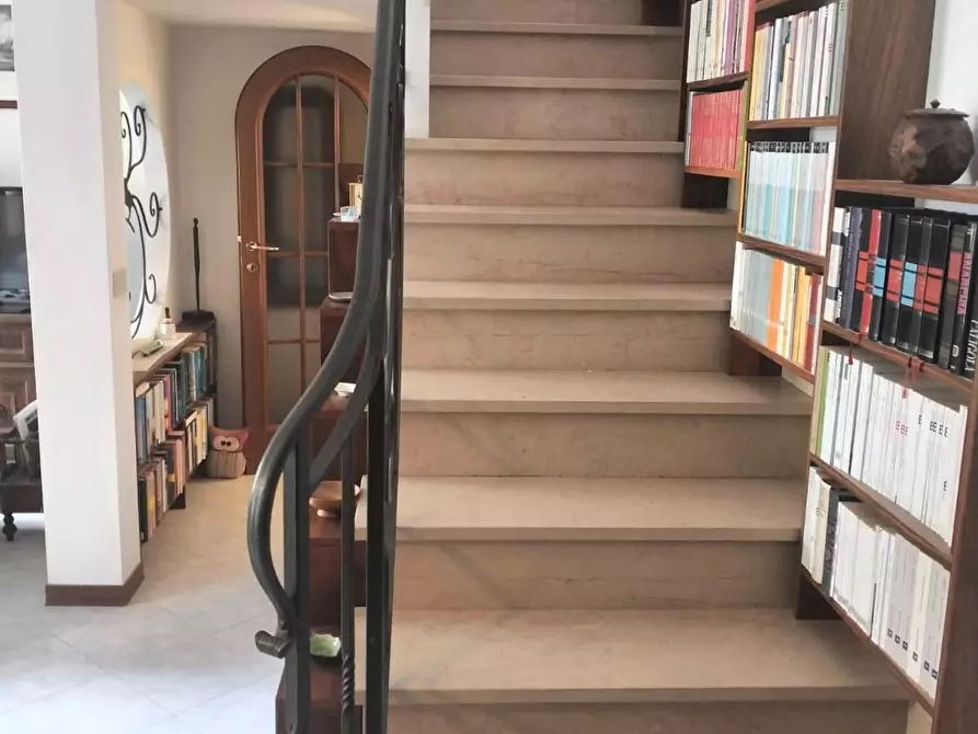 Immagine 47 di Villetta a schiera in vendita  a Livorno