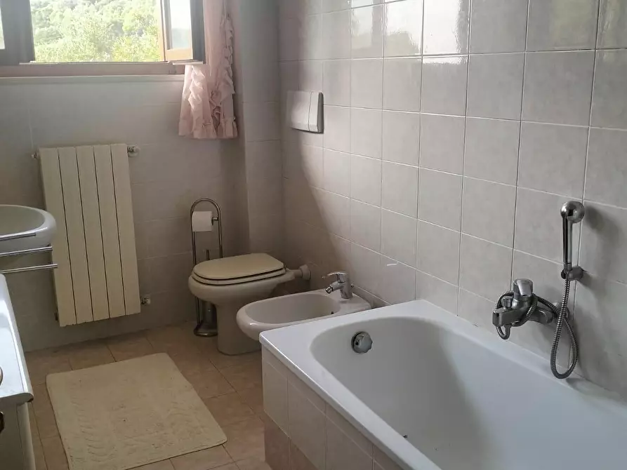 Immagine 72 di Villetta a schiera in vendita  a Livorno