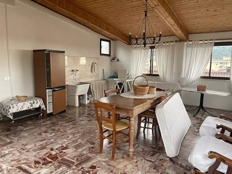 Immagine 42 di Casa semindipendente in vendita  a Massa